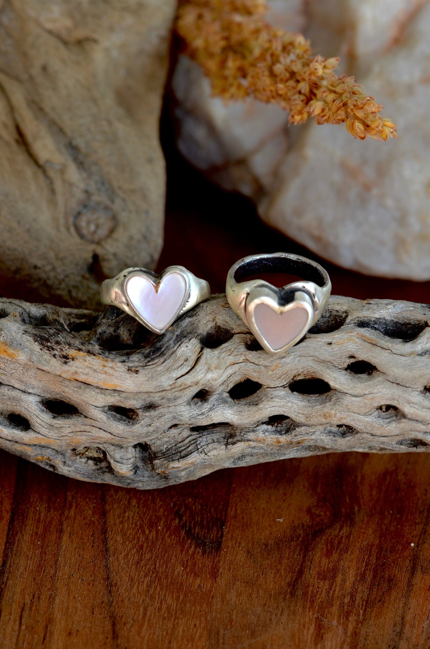 Sage Ring - Mother Of Pearl - Size 7