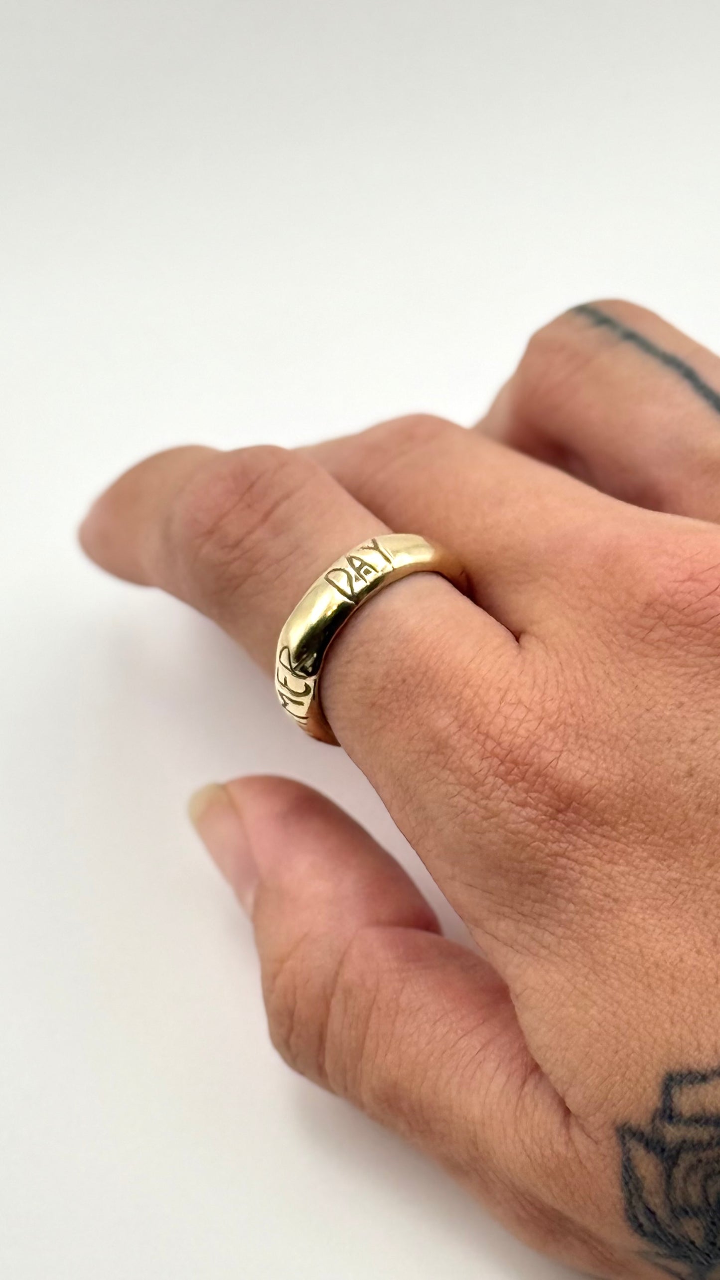 A Summer Day - Ring