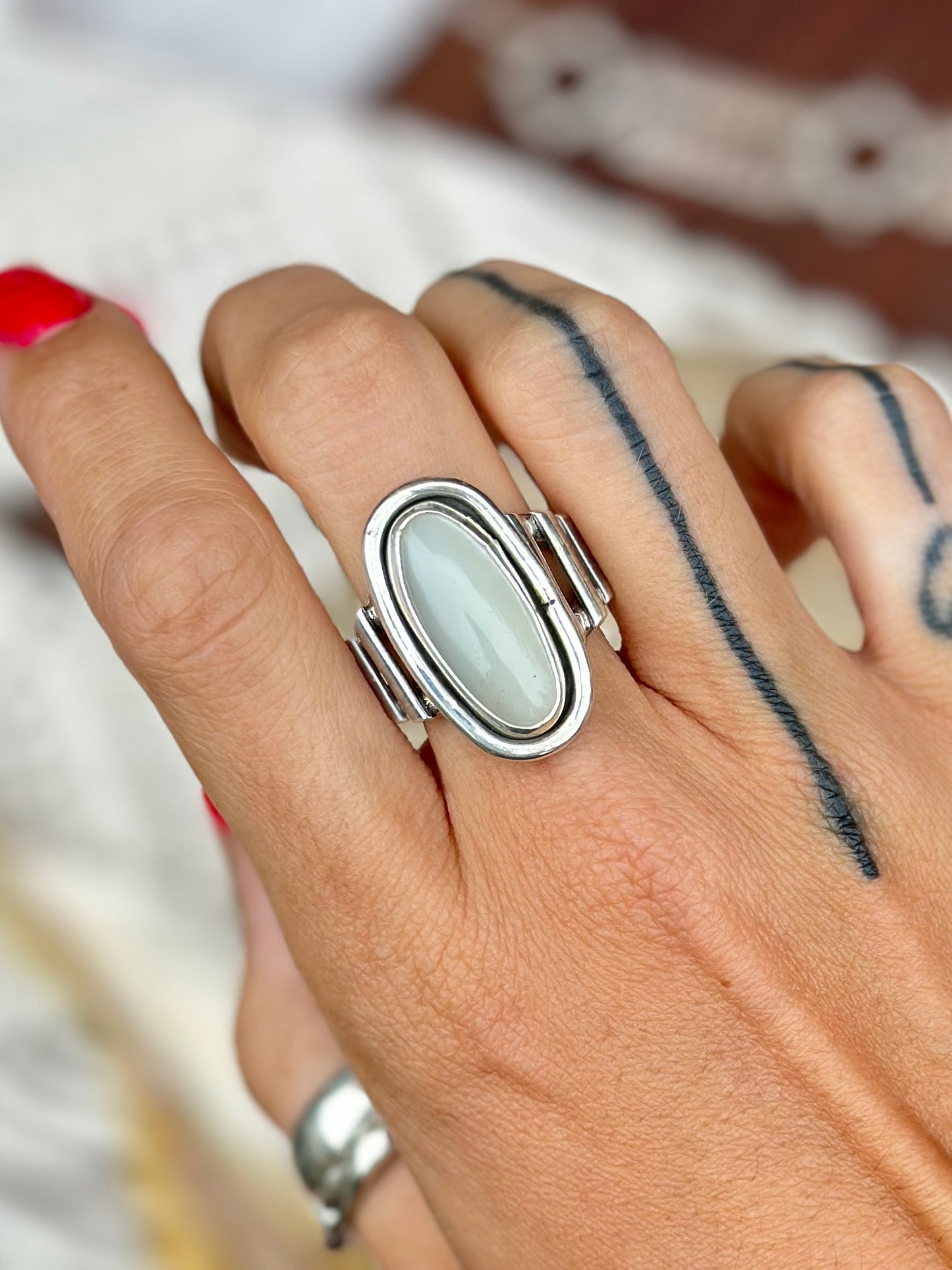 Chunky "Ladder Band" Ring - Mother of Pearl - Sterling Silver .925 SIZE 8
