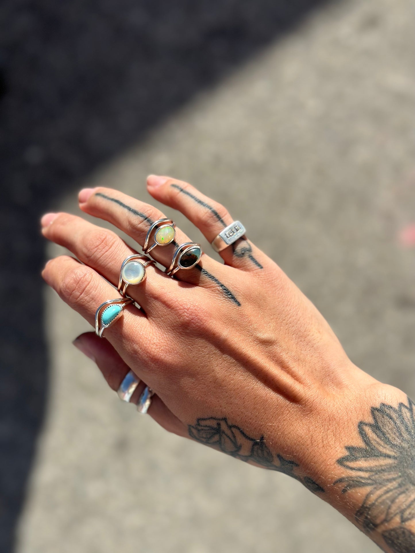 U-shaped Stacking Ring Sets