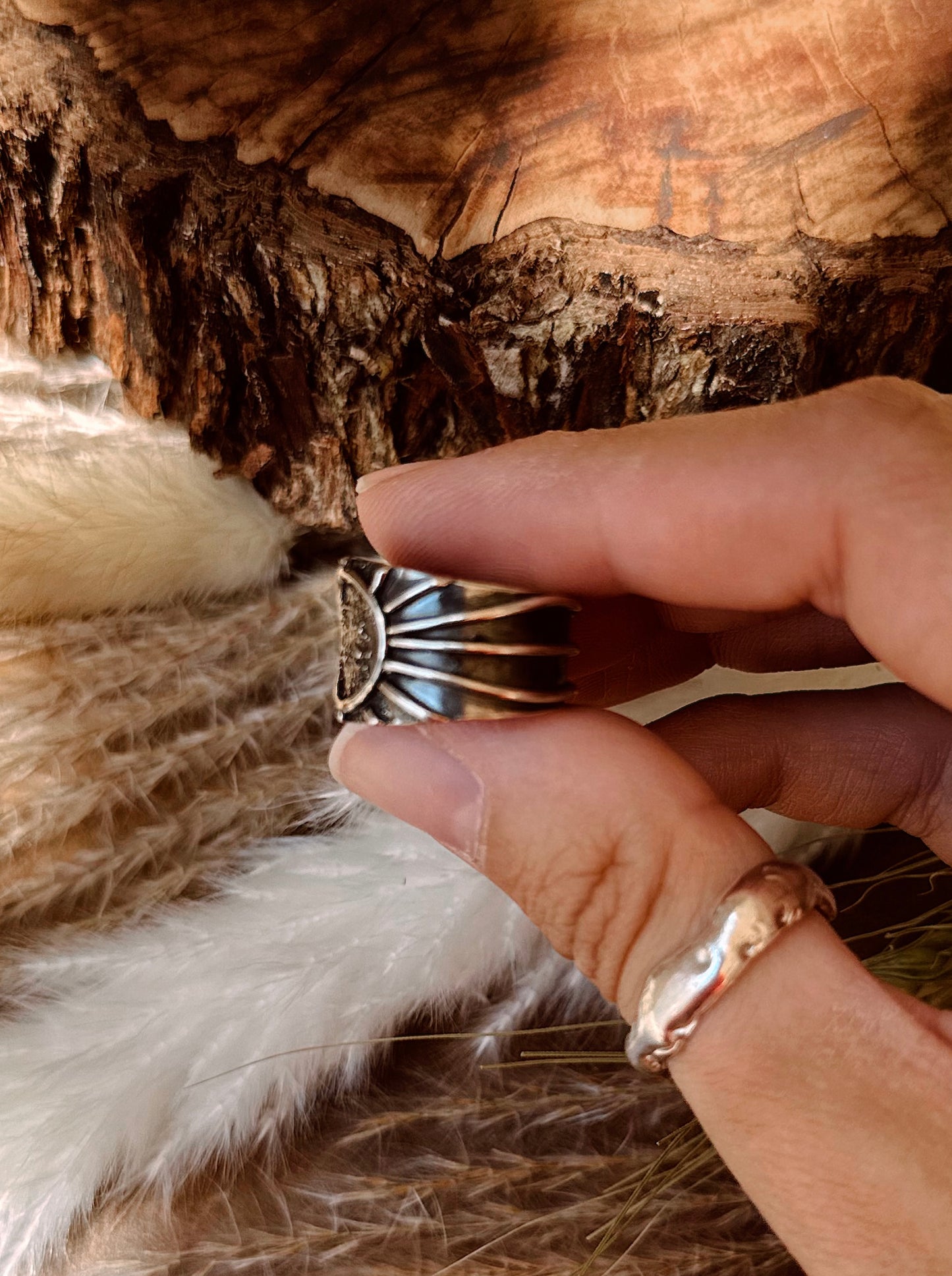 Here Comes The Sun Ring .925 Sterling Silver SIZE 7