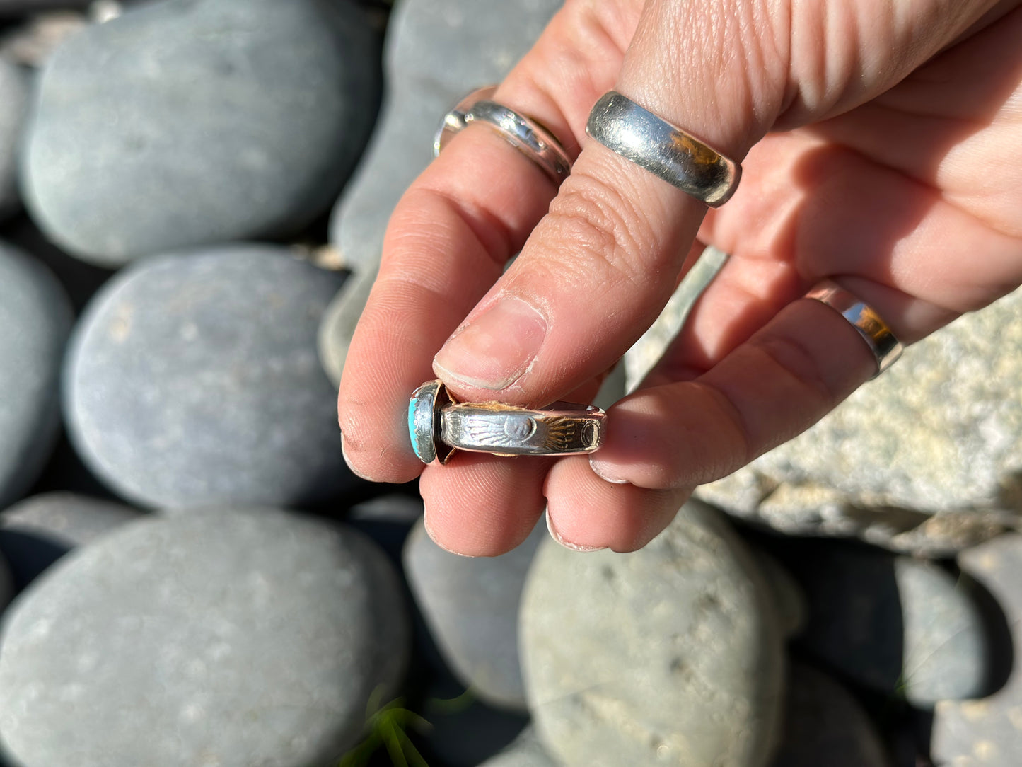 Golden Hills Stamped Band Chunky Ring .925 SIZE 7,5