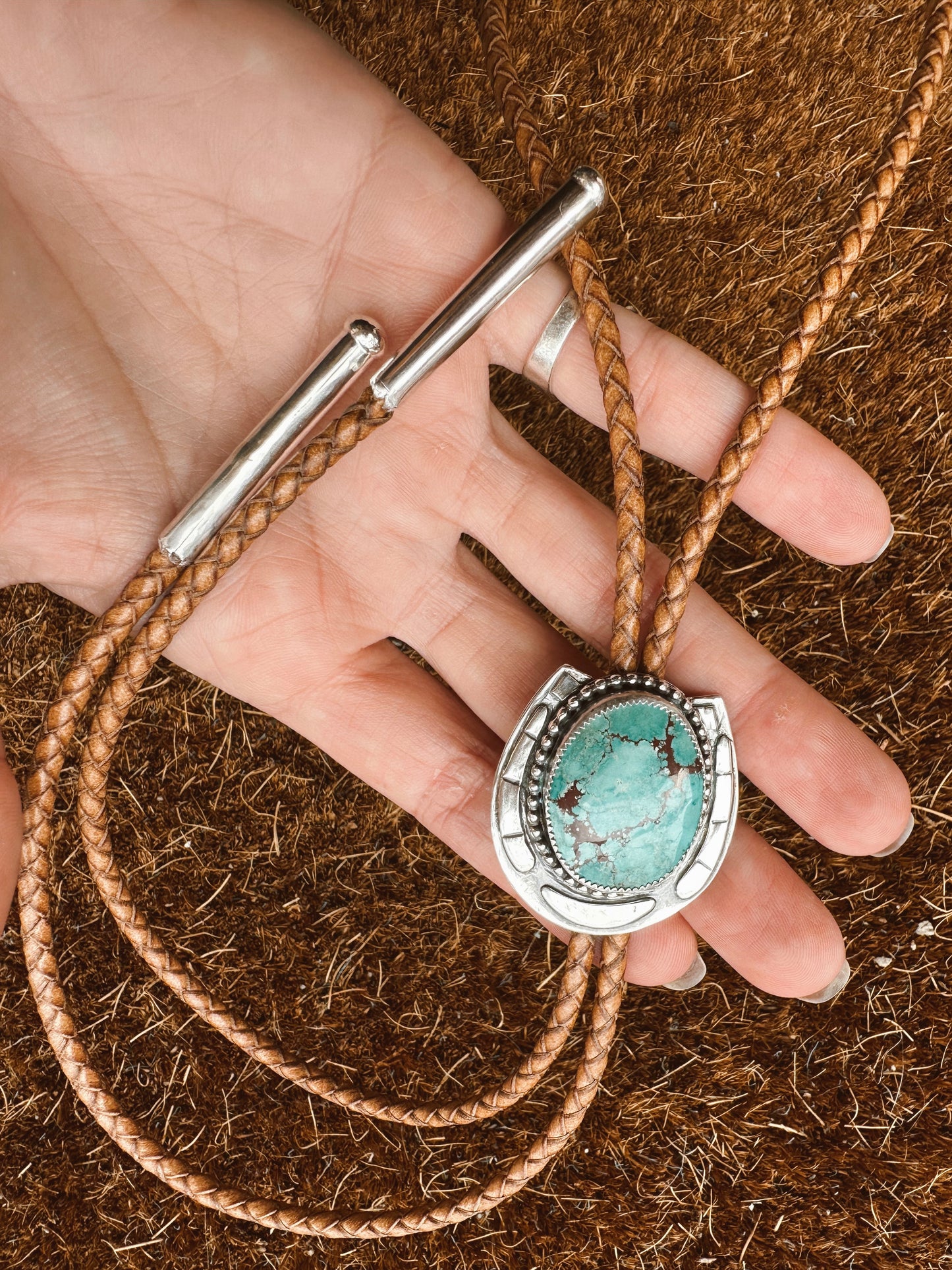 Horseshoe Turquoise Bolo Tie